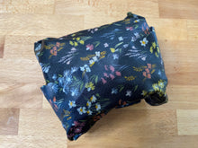 Load image into Gallery viewer, Sustainable Ecofriendly Green natural home goods PÜR Evergreen zero waste Mrs Meyers Method Forces of Nature biodegradable The Best Natural Beeswax Reusable Food Wraps Warm Spring 31 SMALL( 8X8), 1 MEDIUM (10X10), 1 LARGE(13X14) ECO-FRIENDLY, SUSTAINABLE WAY TO STORE YOUR FOOD: Natural Beeswax Wraps are perfect for storing veggies, fruit, bread, cheese, snacks,