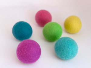 bright wool color laundry dryer balls helps remove static and dry clothes in half the time saving you money. Helps with pet hair and help keep wrinkles down. 