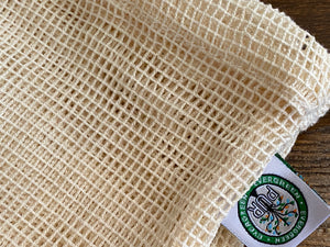 Natural organic cotton produce bags 10x12  pack of three natural for your home PÜR Evergreen 3 pack of organic cotton produce bags PÜR Evergreen for fruit and veggies 10x12 medium size natural products for your home Produce bag earth shopping Sustainable Ecofriendly Green natural home goods PÜR Evergreen zero waste Mrs Meyers Method Forces of Nature strong lightweight stretchy flexible handbag friendly reusable washable Cotton biodegradable